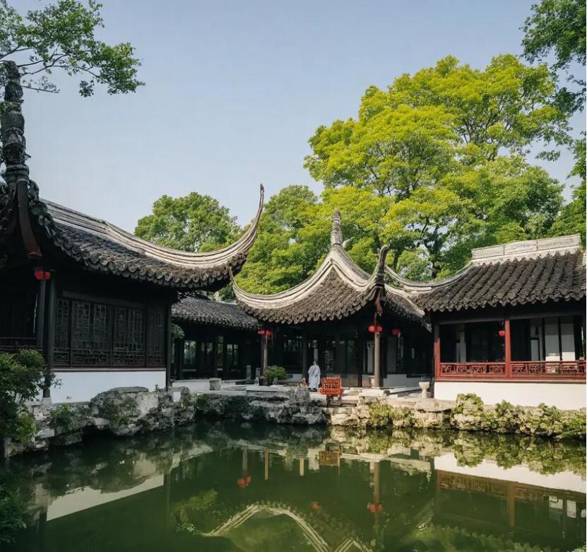 南京下关曼易土建有限公司